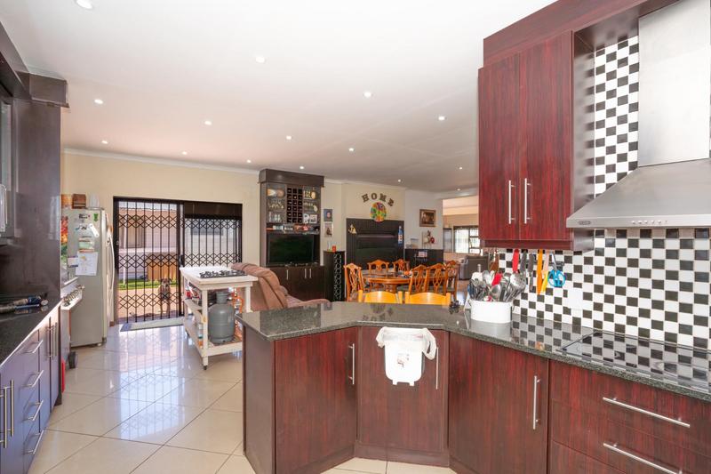 4 Bedroom Property for Sale in Country Club Western Cape